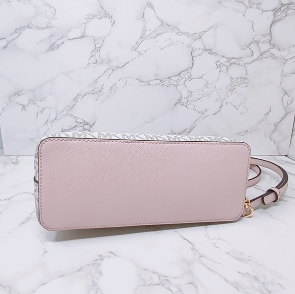 michael kors dome crossbody - Picture 4 of 7